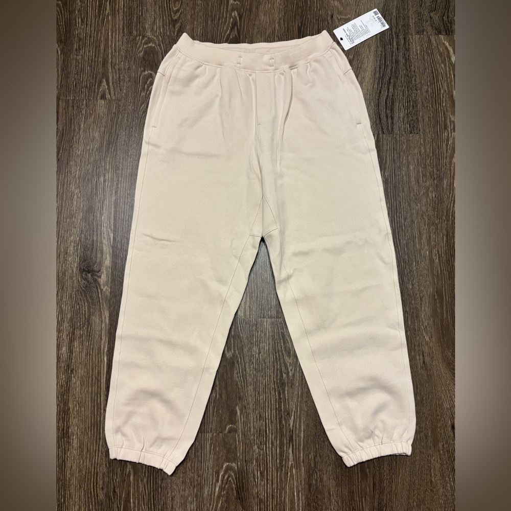 Lululemon Cream/Tan Jogger Sweatpants